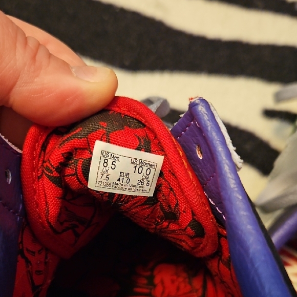 Colorful High-Top Sneakers - Picture 6 of 6